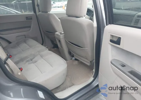 2011 Ford Escape Xlt z USA, uszkodzony, nr VIN 1FMCU0D78BKA47336